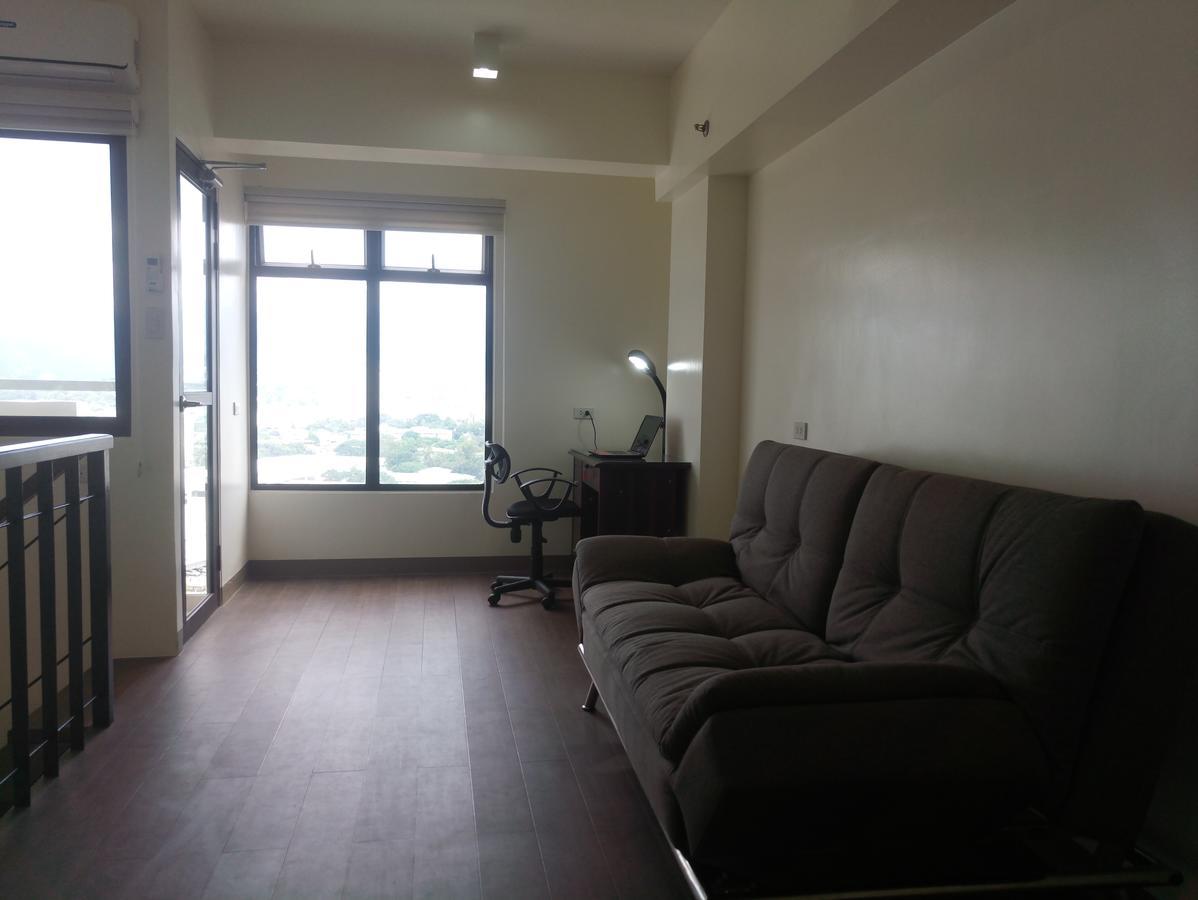 セブ市2405 Mabolo Garden Flatsアパートメント エクステリア 写真