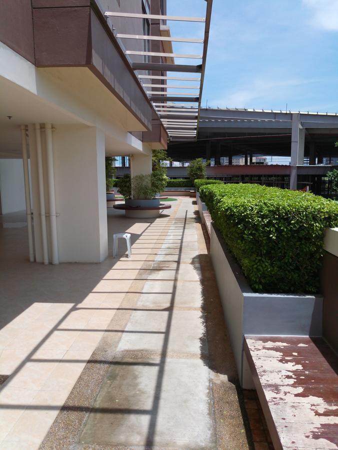 セブ市2405 Mabolo Garden Flatsアパートメント エクステリア 写真